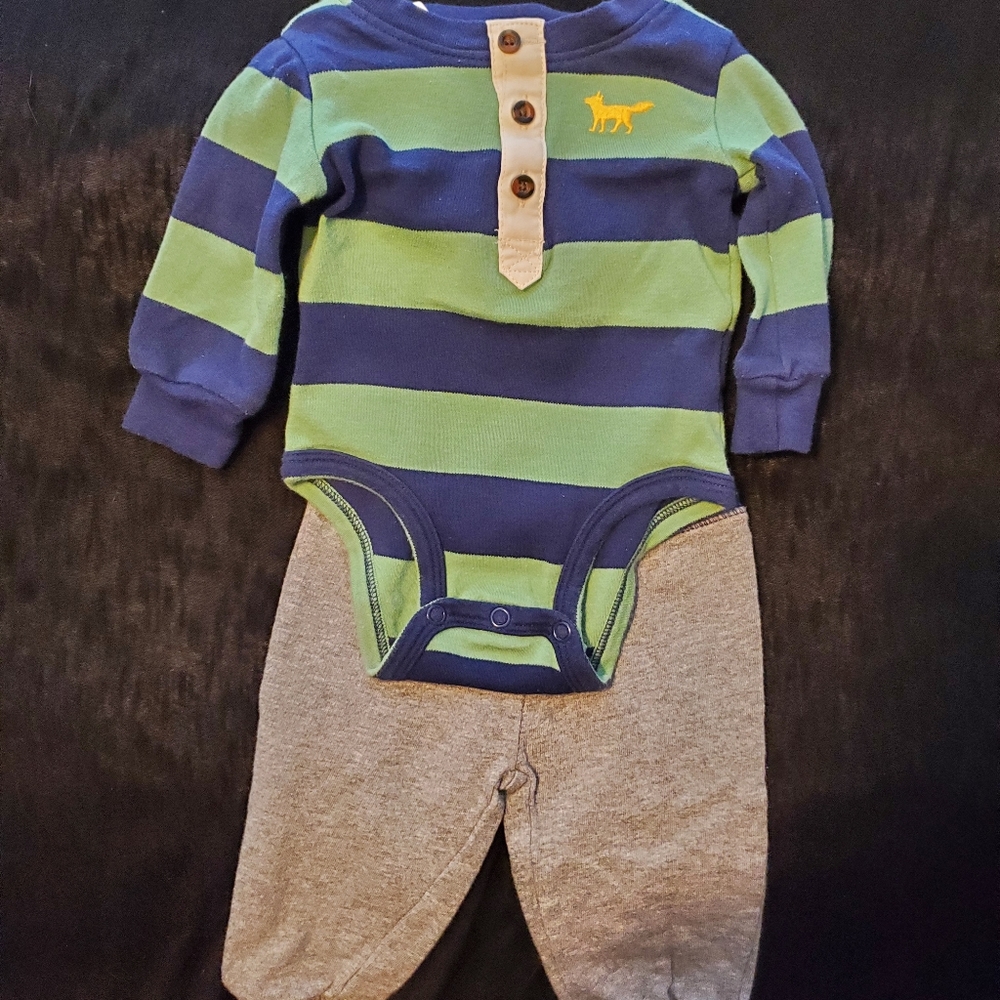 Carter's outfit 3 months